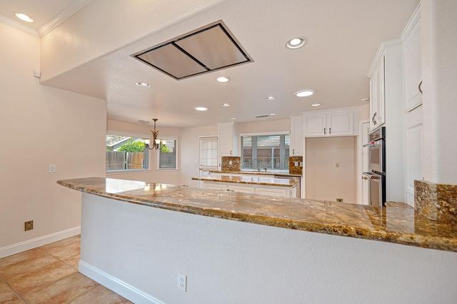 4214 Callanan Ct, Carmichael, CA 95608