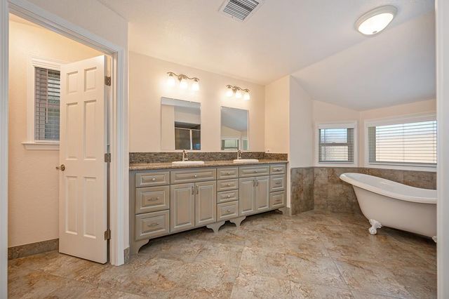 4214 Callanan Ct, Carmichael, CA 95608