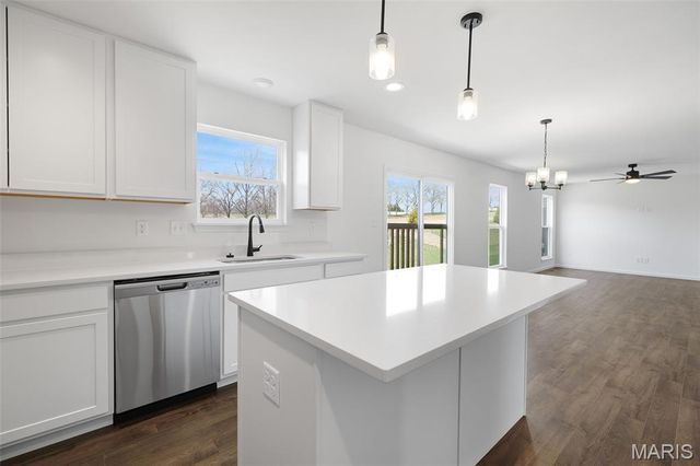 3839 Sonora Stone Drive, Florissant, MO 63031