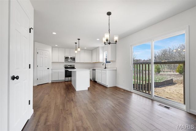 3839 Sonora Stone Drive, Florissant, MO 63031