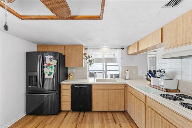 18424 Orangecrest CT, Lehigh Acres, FL 33936