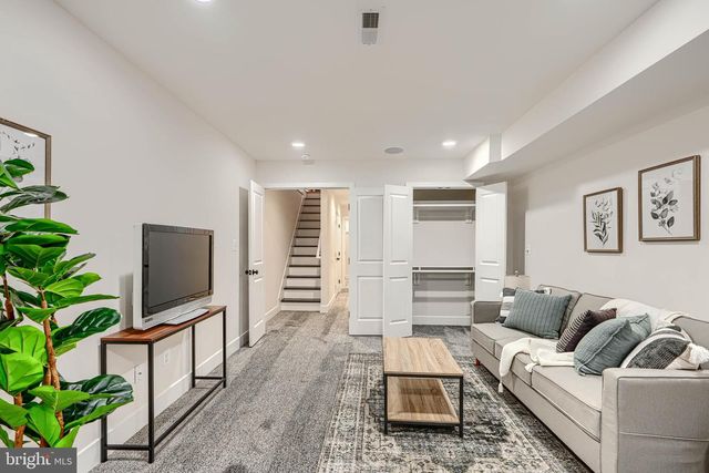 609 S EATON ST, Baltimore, MD 21224