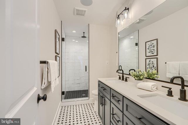 609 S EATON ST, Baltimore, MD 21224