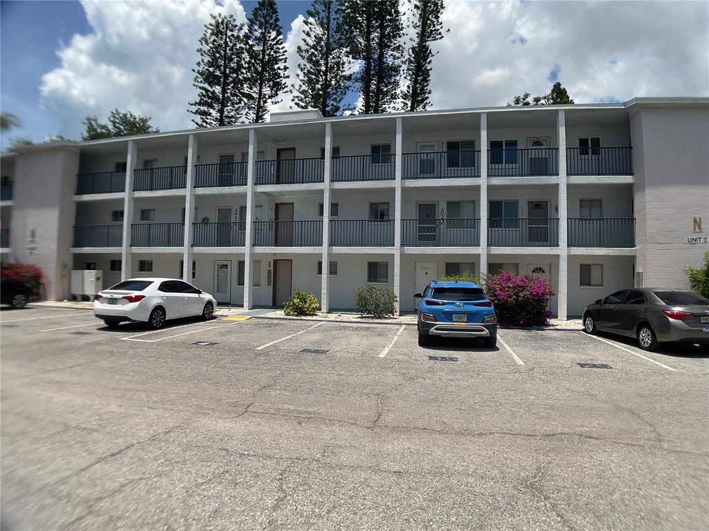 2021 CANAL DRIVE N25, BRADENTON, FL 34207 — photo 2