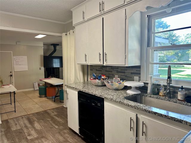 2506 Elmira Street, Muskogee, OK 74403