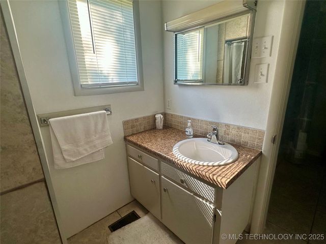 2506 Elmira Street, Muskogee, OK 74403