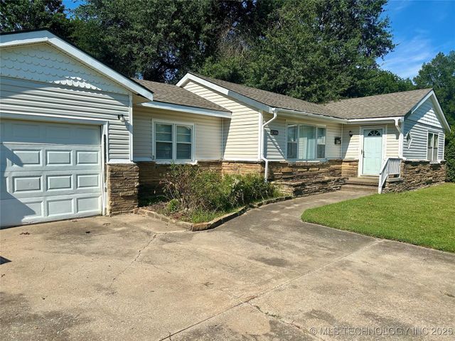 2506 Elmira Street, Muskogee, OK 74403