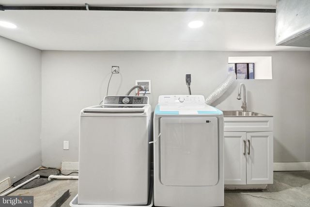 3814 WALNUT AVE, Baltimore, MD 21206