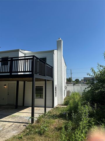 501 Hawkins Road, Selden, NY 11784