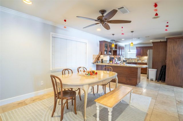 803 Sealy Street, Galveston, TX 77550