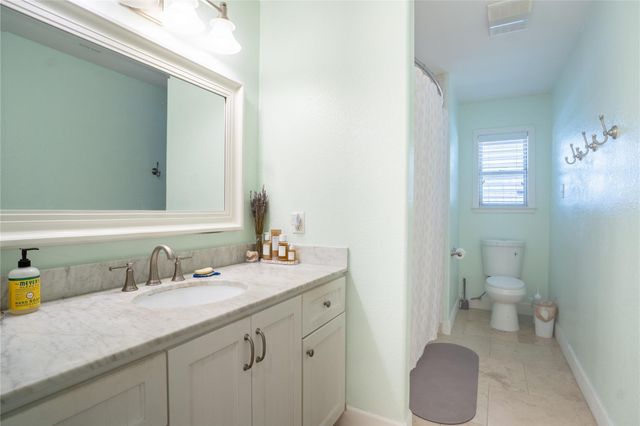 803 Sealy Street, Galveston, TX 77550