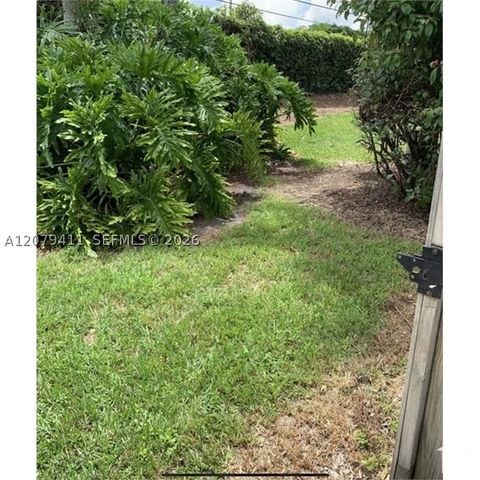 2306 SE 24th Ave 2306, Homestead, FL 33035