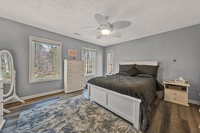 301 Indian Ridge DR, Moneta, VA 24121