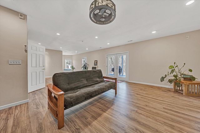 301 Indian Ridge DR, Moneta, VA 24121