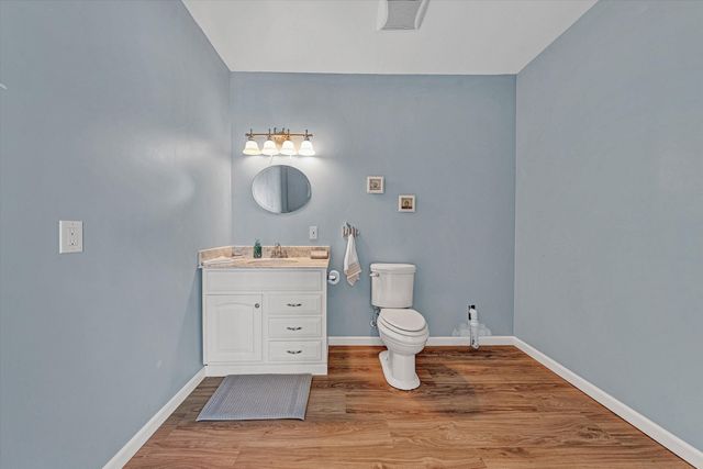 301 Indian Ridge DR, Moneta, VA 24121