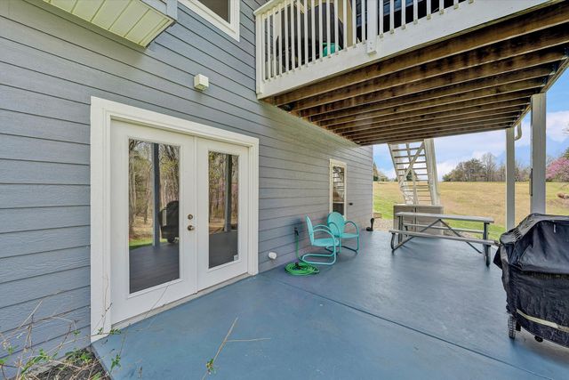 301 Indian Ridge DR, Moneta, VA 24121