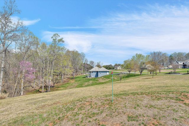 301 Indian Ridge DR, Moneta, VA 24121