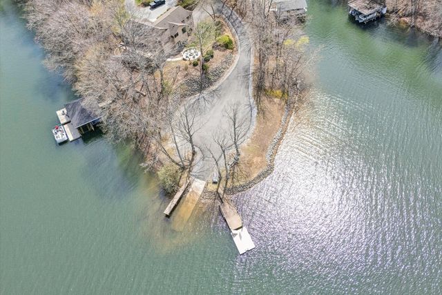 301 Indian Ridge DR, Moneta, VA 24121