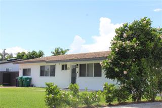 9551 SW 49th Street, Miami, FL 33165