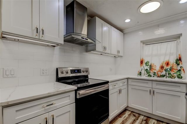 1821 DRIFTWOOD CIRCLE N, Oldsmar, FL 34677