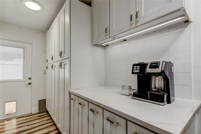 1821 DRIFTWOOD CIRCLE N, Oldsmar, FL 34677