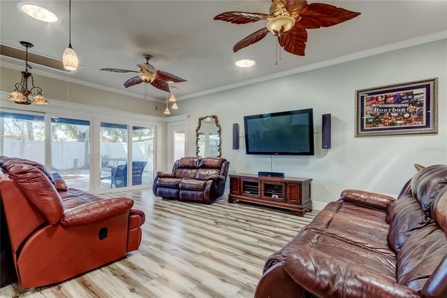 1821 DRIFTWOOD CIRCLE N, Oldsmar, FL 34677