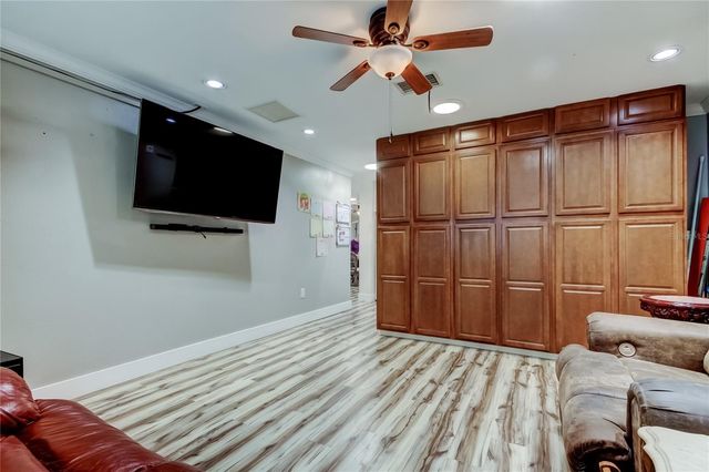 1821 DRIFTWOOD CIRCLE N, Oldsmar, FL 34677