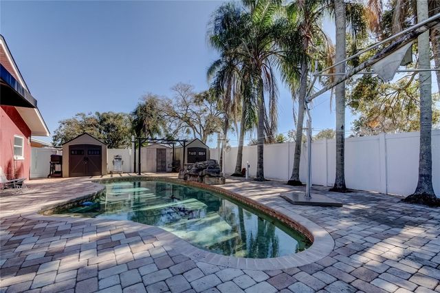 1821 DRIFTWOOD CIRCLE N, Oldsmar, FL 34677