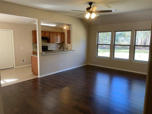 10595 Royal Andrews, Conroe, TX 77303