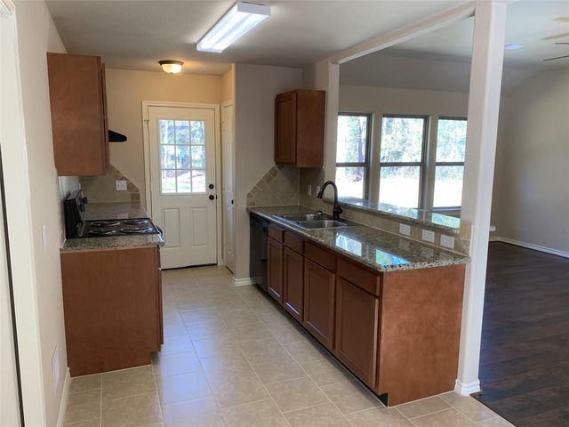 10595 Royal Andrews, Conroe, TX 77303