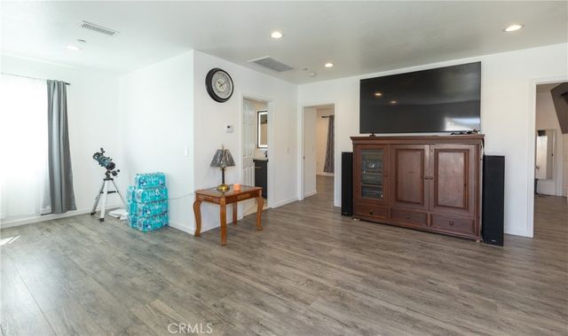 420 N 12th, Santa Paula, CA 93060