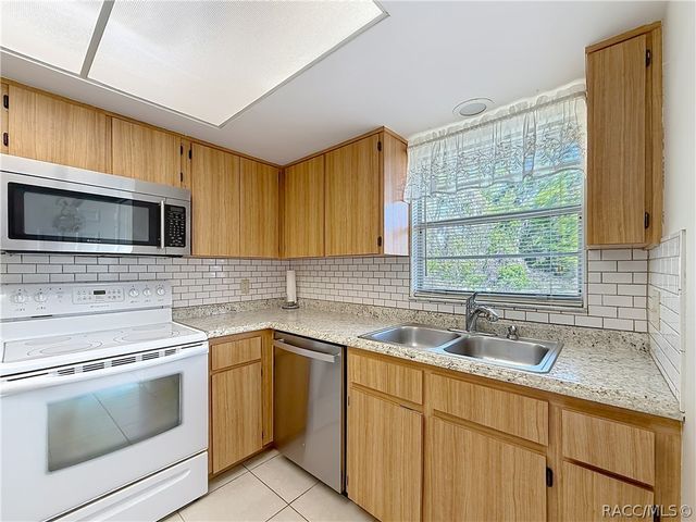 1819 Silverwood Street, Inverness, FL 34453