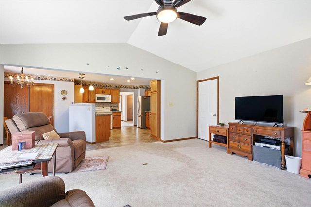 627 Cambridge Drive, Ripon, WI 54971