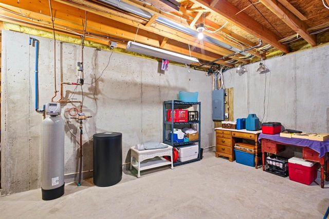 627 Cambridge Drive, Ripon, WI 54971