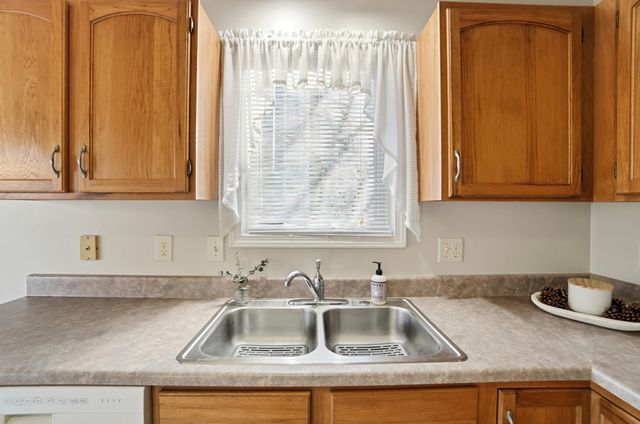 10412 Verbena Lane, Fort Wayne, IN 46818