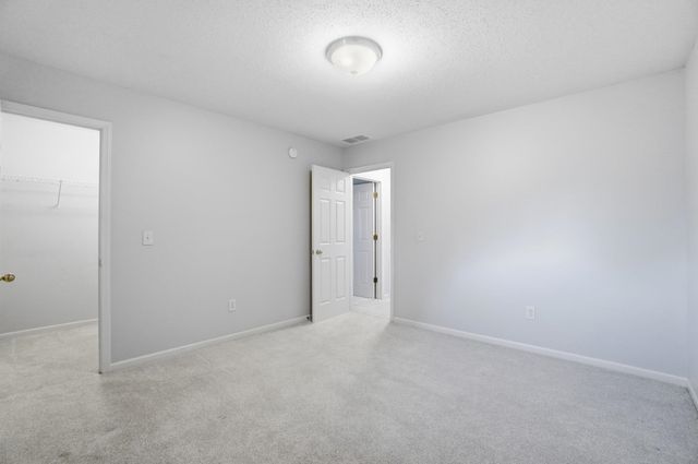 10412 Verbena Lane, Fort Wayne, IN 46818