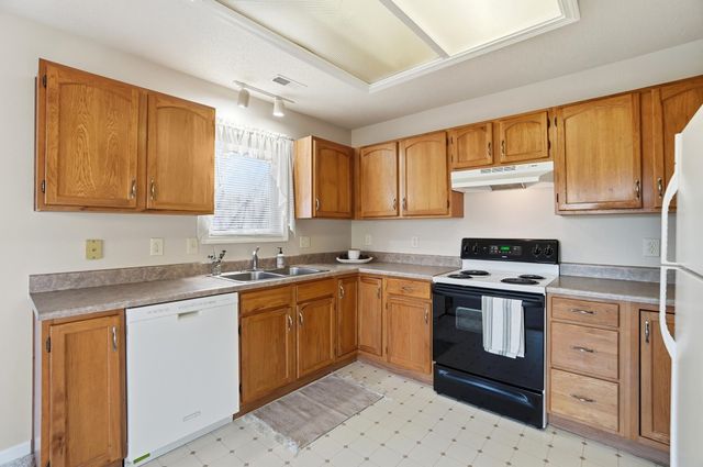 10412 Verbena Lane, Fort Wayne, IN 46818