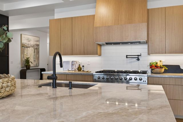 1350 Terracina Dr, El Dorado Hills, CA 95762