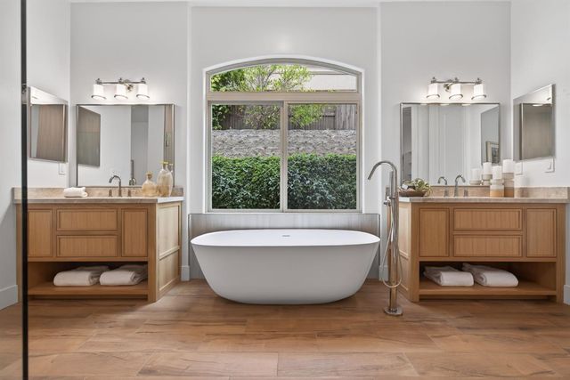 1350 Terracina Dr, El Dorado Hills, CA 95762