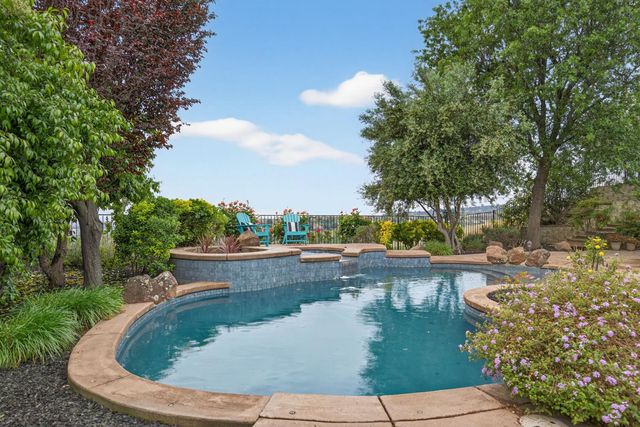 1350 Terracina Dr, El Dorado Hills, CA 95762