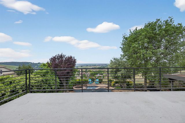 1350 Terracina Dr, El Dorado Hills, CA 95762