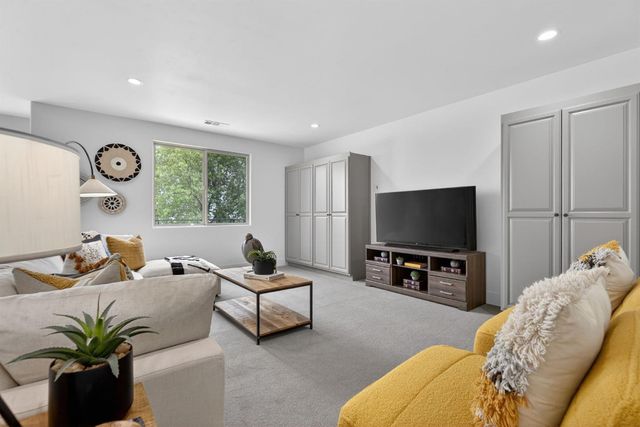 1350 Terracina Dr, El Dorado Hills, CA 95762