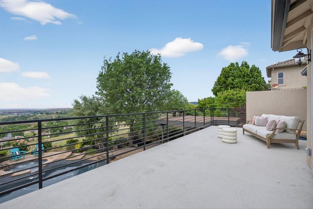 1350 Terracina Dr, El Dorado Hills, CA 95762