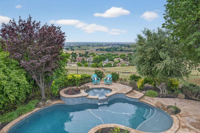 1350 Terracina Dr, El Dorado Hills, CA 95762