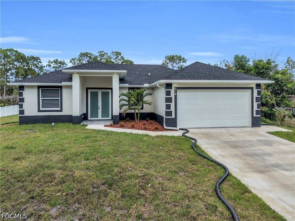1114 Clark AVE, Lehigh Acres, FL 33972