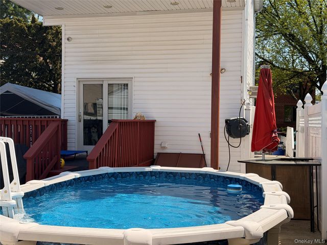 8835 75th Avenue, Glendale, NY 11385