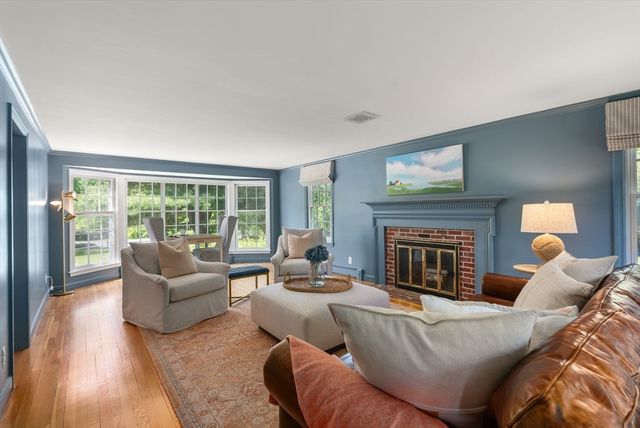 2 Russett Hill Road, Sherborn, MA 01770