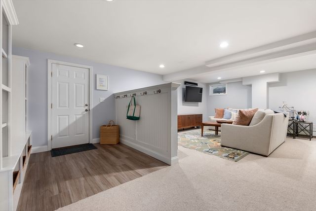 2 Russett Hill Road, Sherborn, MA 01770