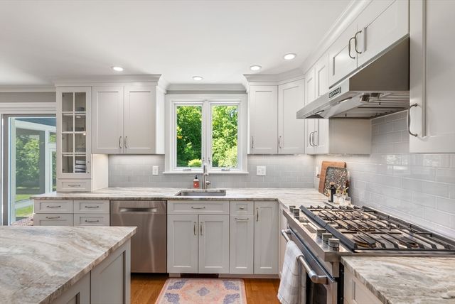 2 Russett Hill Road, Sherborn, MA 01770
