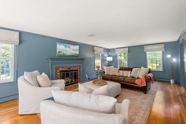 2 Russett Hill Road, Sherborn, MA 01770